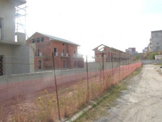 Italienii de la FinCoGeRo acuză autorităţile că împiedică dezvoltarea oraşului